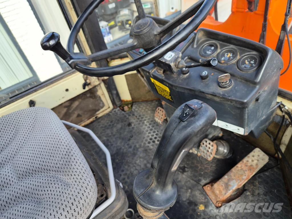 Schaeff Skl835 loader shovel bak en lepels terex Miniladers