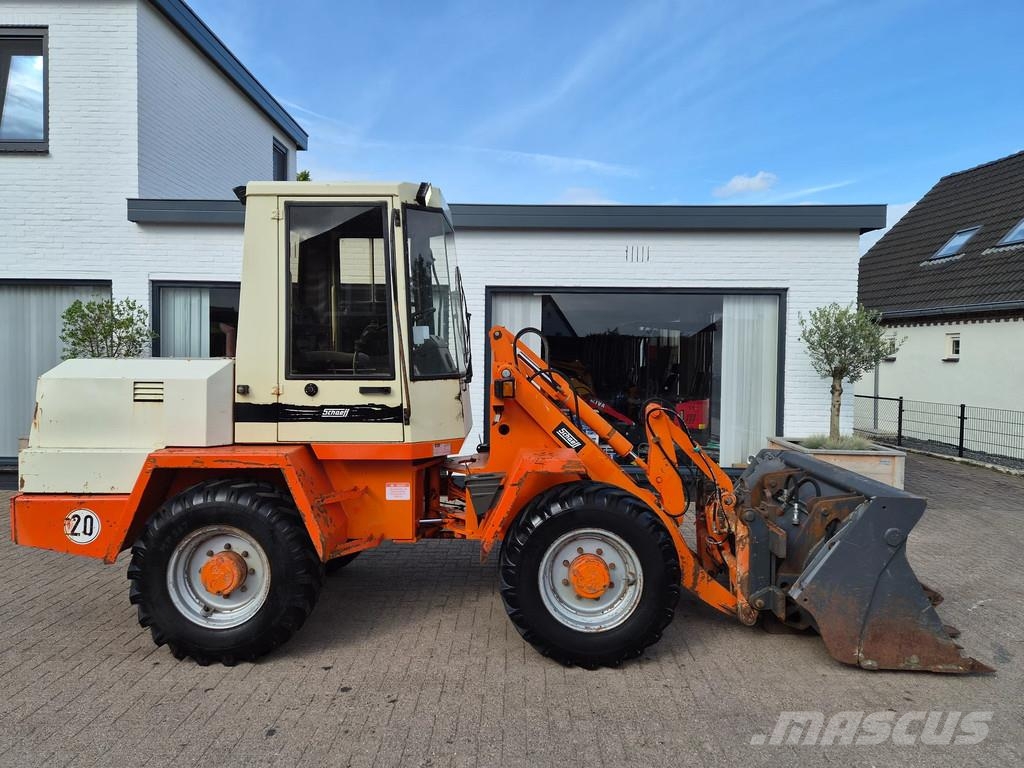 Schaeff Skl835 loader shovel bak en lepels terex Miniladers
