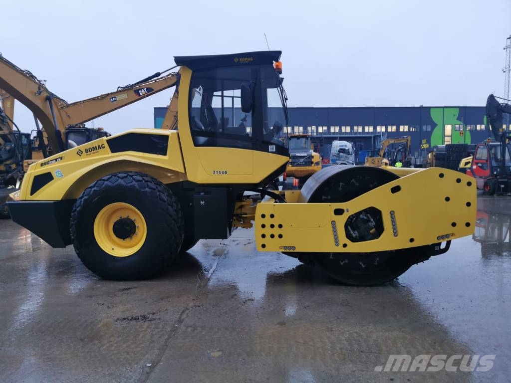 Bomag BW216D-5 Walce jednobębnowe