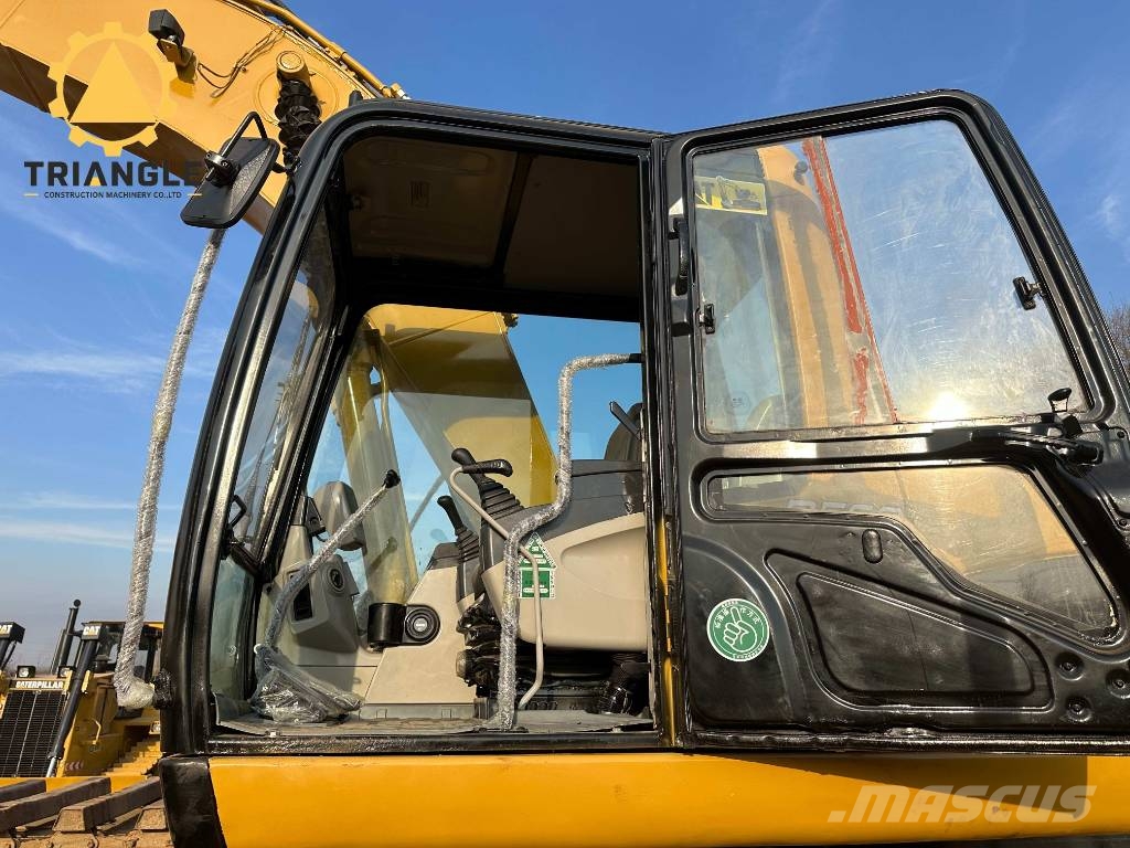 CAT 320 C L Amfibijski bagri