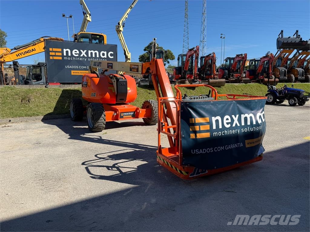 JLG 600AJ Piattaforme a braccio articolato