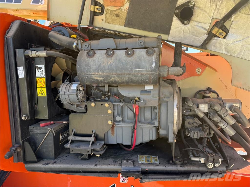 JLG 600AJ Piattaforme a braccio articolato