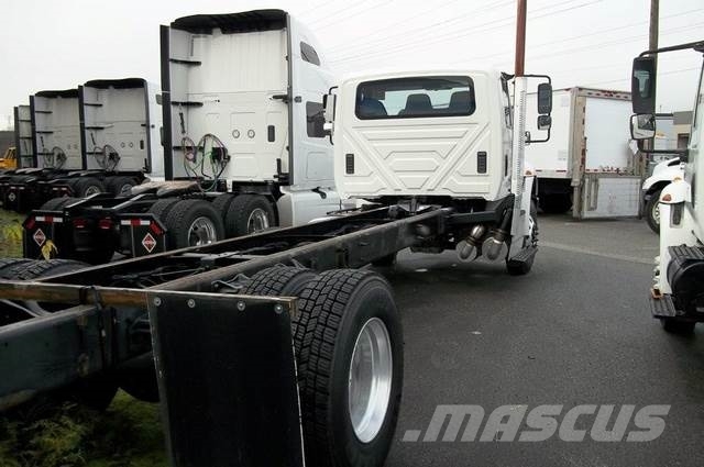 International DuraStar 4300 平板车