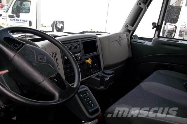 International DuraStar 4300 平板车