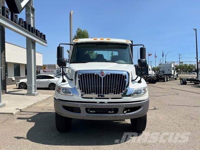 International Durastar 4X2 Φορτηγά Σασί