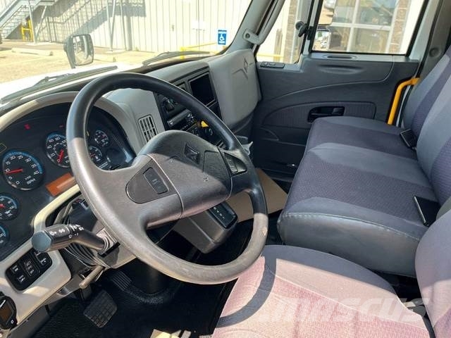 International Durastar 4X2 Φορτηγά Σασί