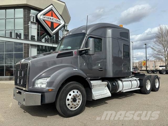 Kenworth T880 6X4 Tegljači