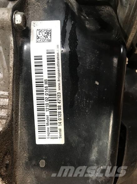  BRIGGS & STATTON ENGINE 900 SERIES 205 CC Muut koneet
