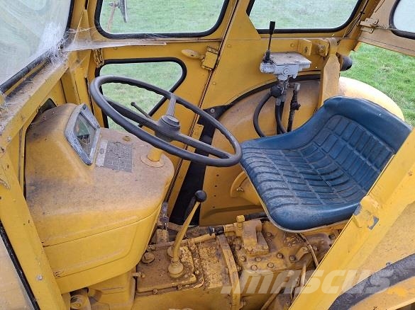 Ford 2000 TRACTOR Ostalo za građevinarstvo
