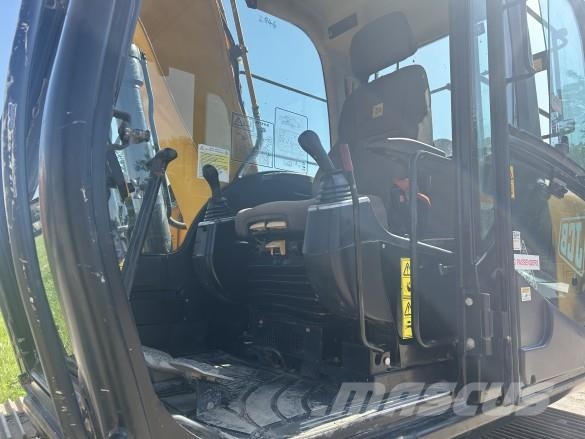 JCB JS131 Excavadoras sobre orugas