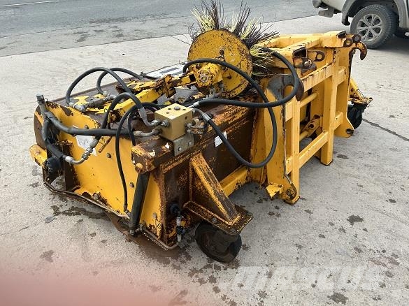 JCB SWEEPER SC240 Muut koneet