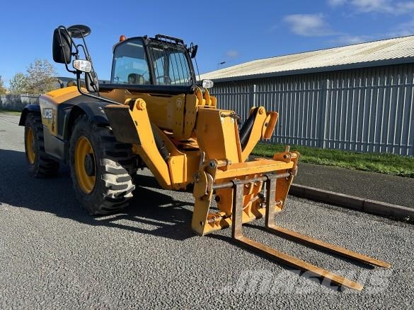 JCB TELEHANDLER 535 - 125 Sonstige Baumaschinen