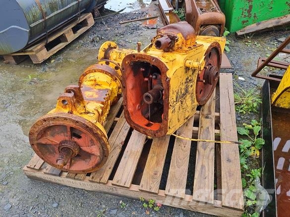 Massey Ferguson 50D - PART REAR AXLE Entreprenør - Andet