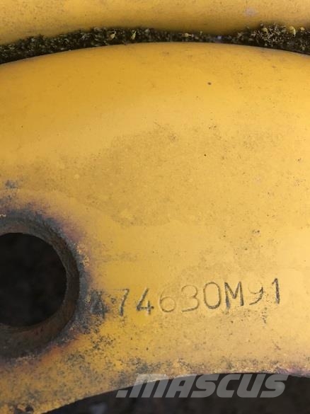 MASSEY FRONT WHEEL Tyres, wheels and rims