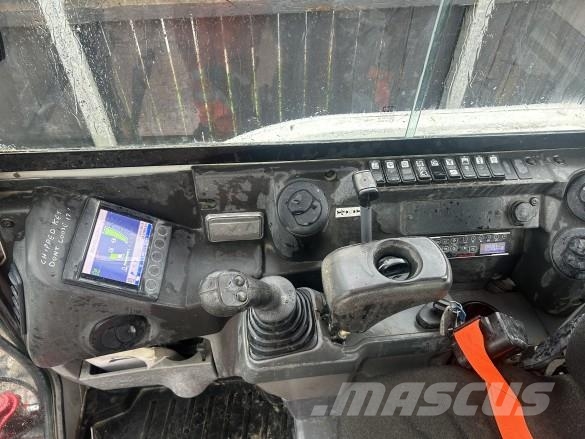 Takeuchi TB230 Entreprenør - Andet