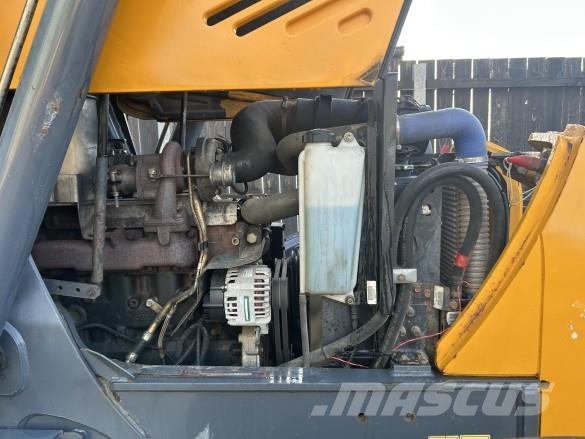 Terex TLB890 Sonstige Baumaschinen