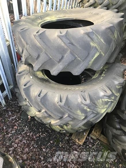 TYRES 16.5 - 85 - 24 OPEN CENTRE Tyres, wheels and rims