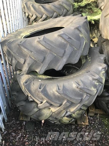 TYRES 16.5 - 85 - 24 OPEN CENTRE Tyres, wheels and rims