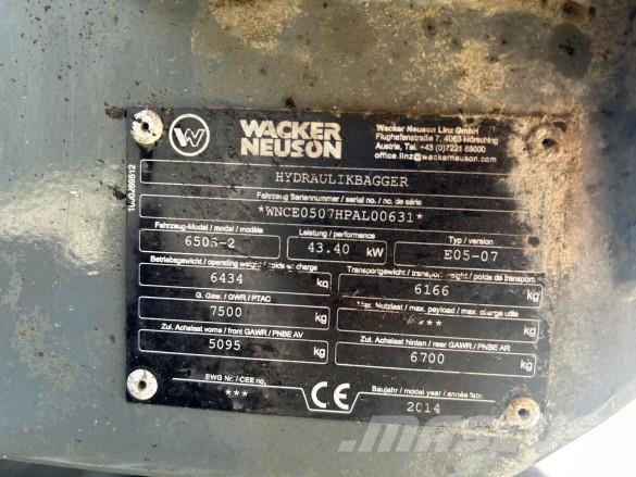 Wacker Neuson 6503 حفارات زحافة