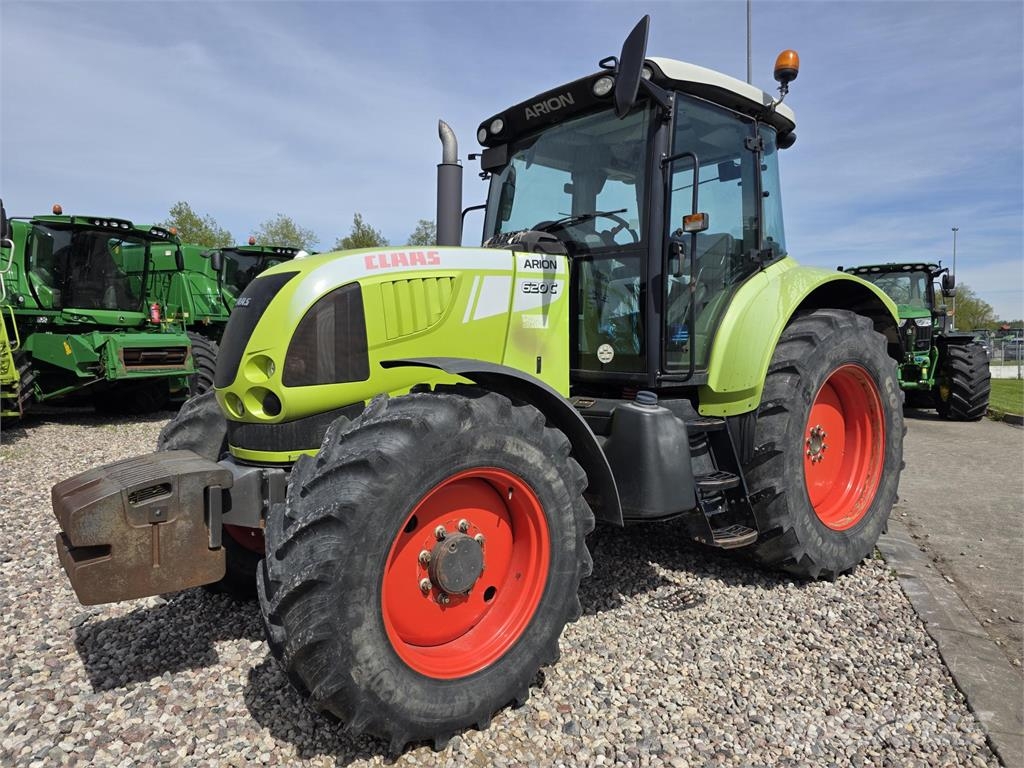 CLAAS Arion 620C Traktori
