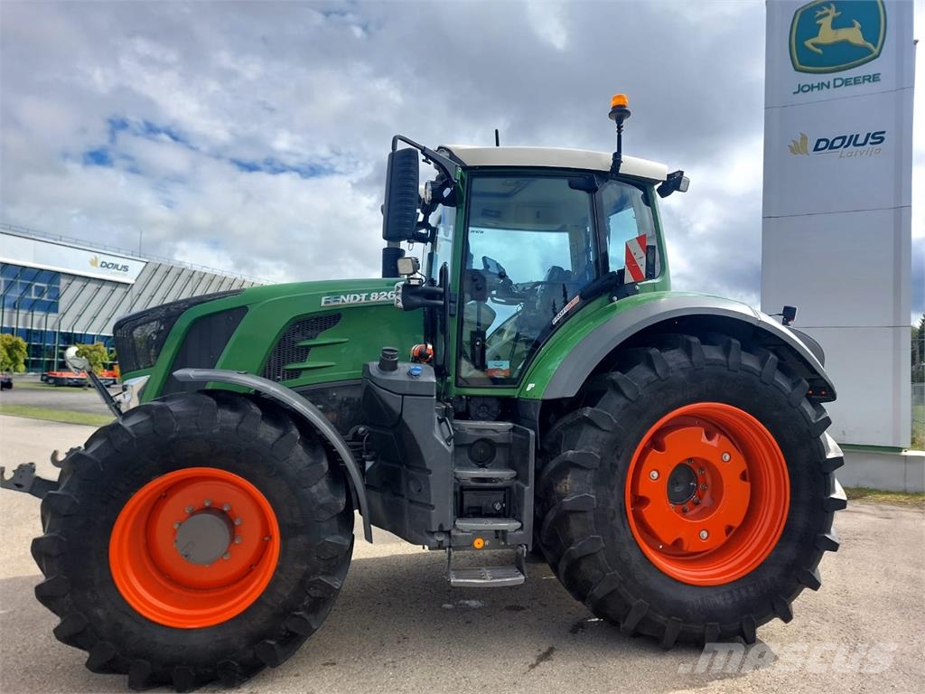 Fendt 826 Vario Traktorer