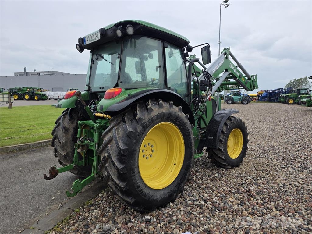 John Deere 5115M Trattori