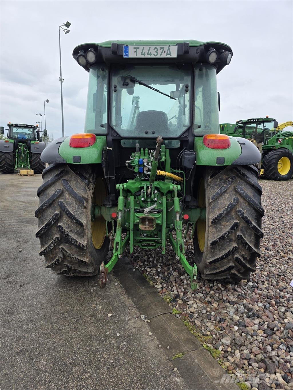 John Deere 5115M Trattori