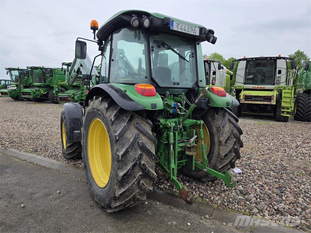 John Deere 5115M Trattori
