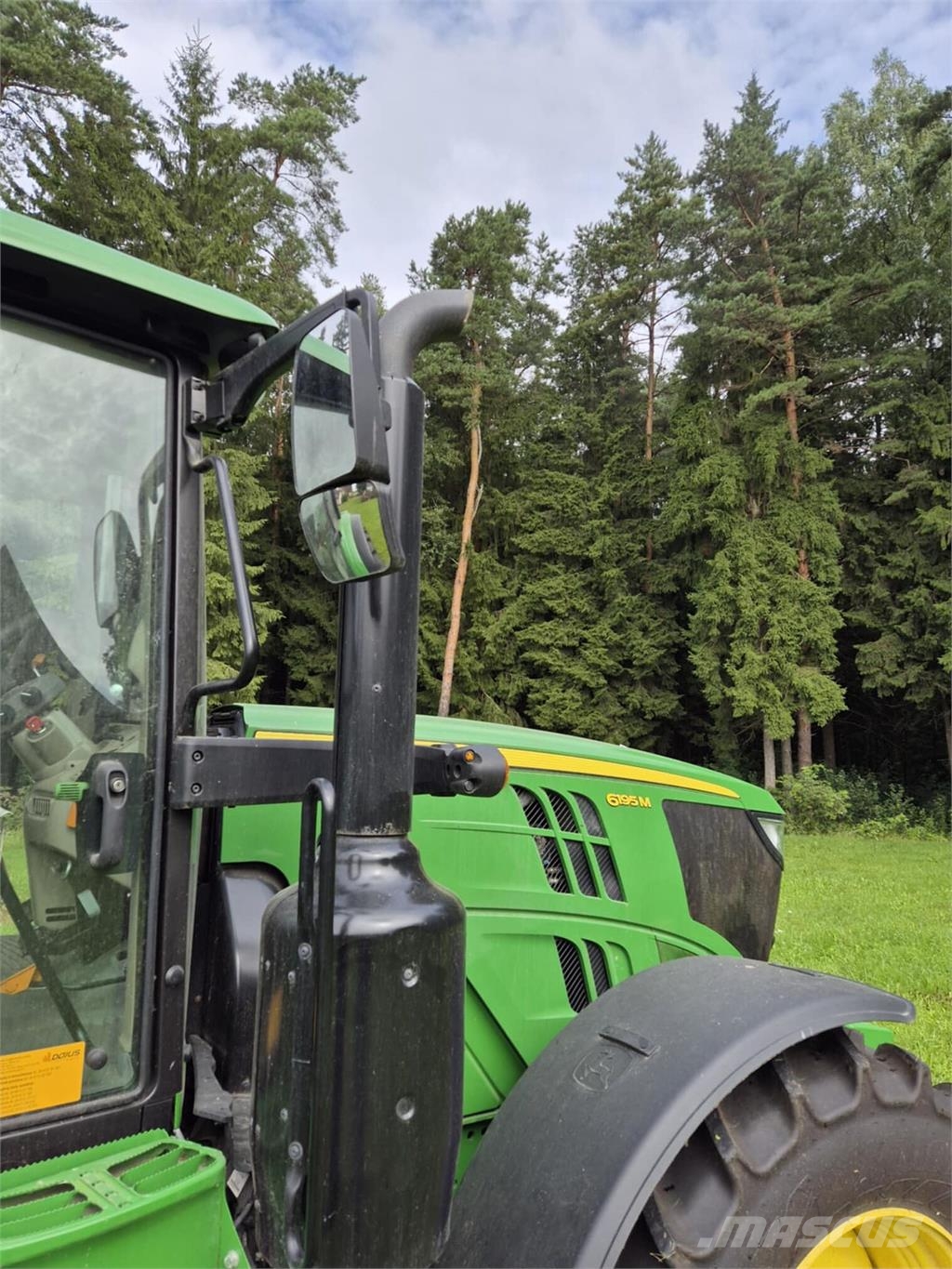 John Deere 6195M الجرارات