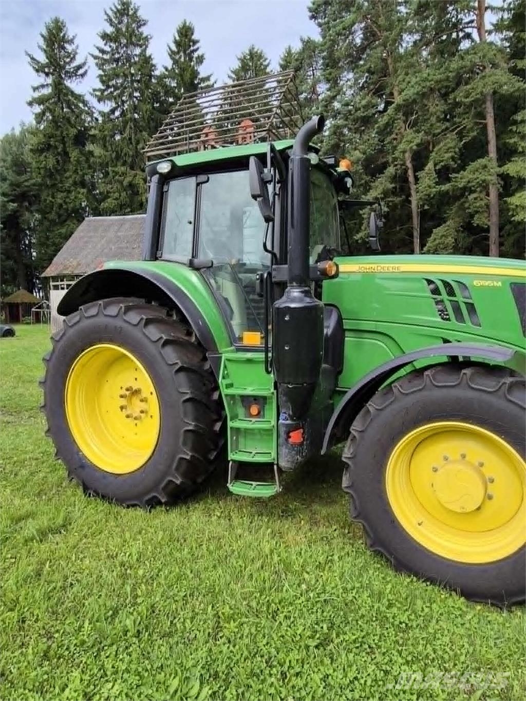 John Deere 6195M الجرارات