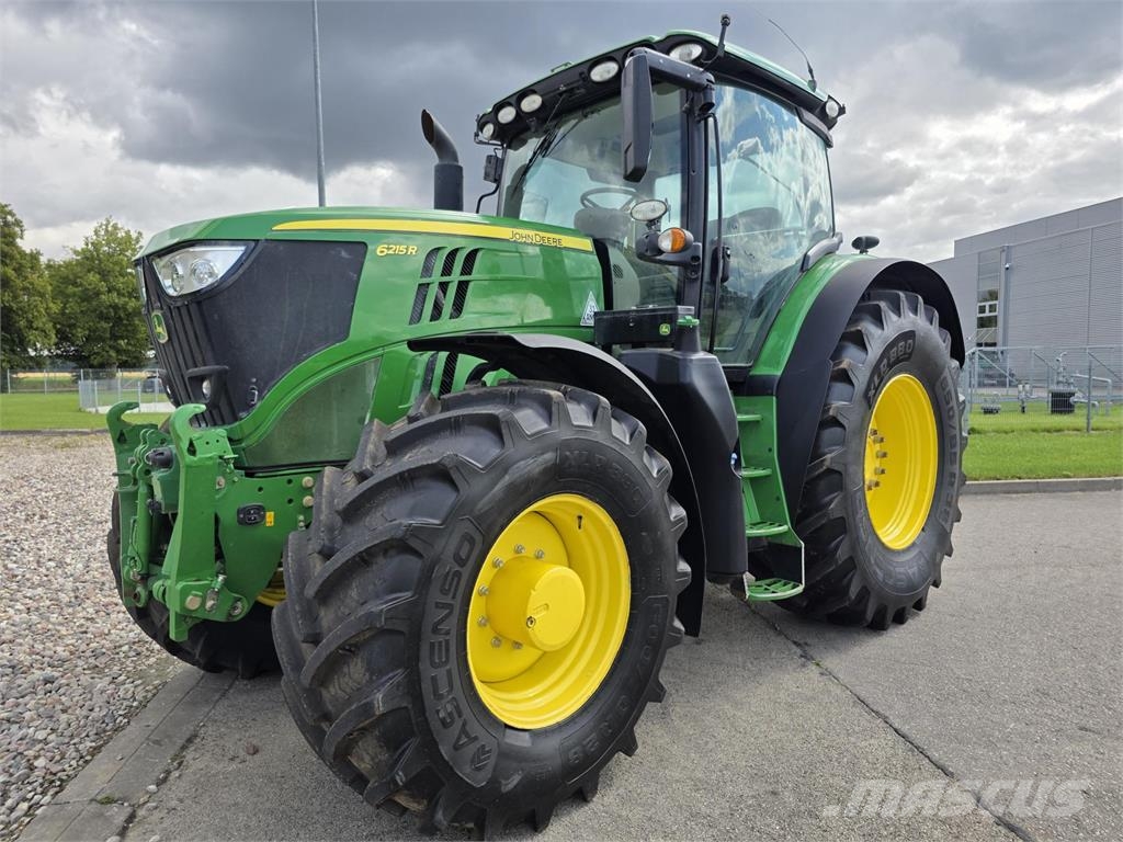 John Deere 6215R Traktorer