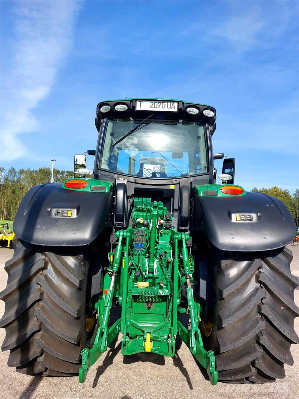John Deere 6250R Traktori