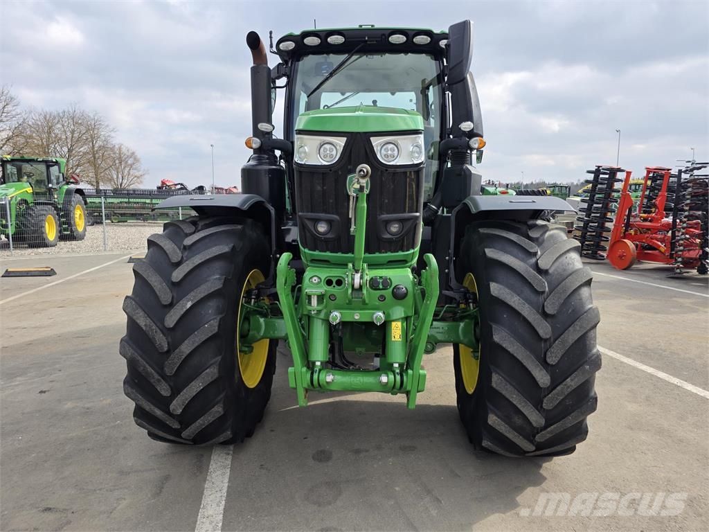 John Deere 6250R Trattori
