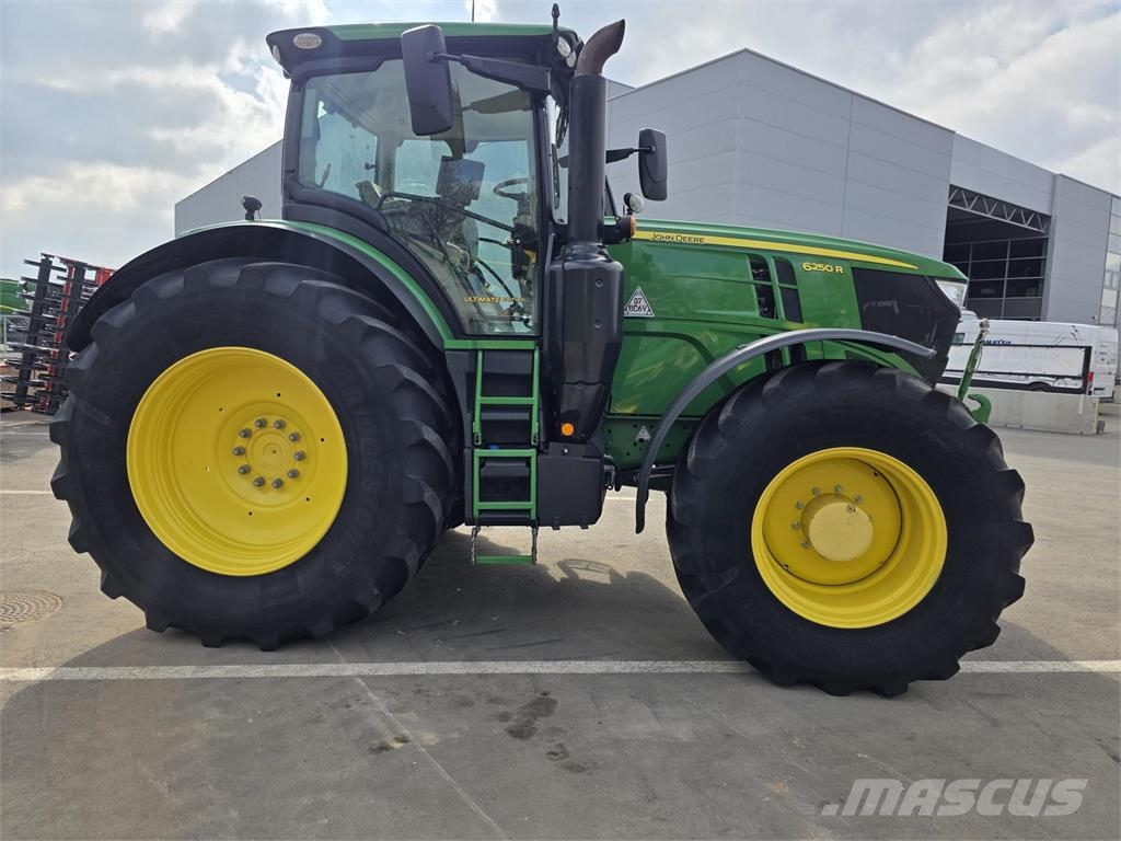 John Deere 6250R Trattori