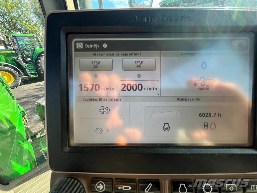 John Deere 7270R الجرارات
