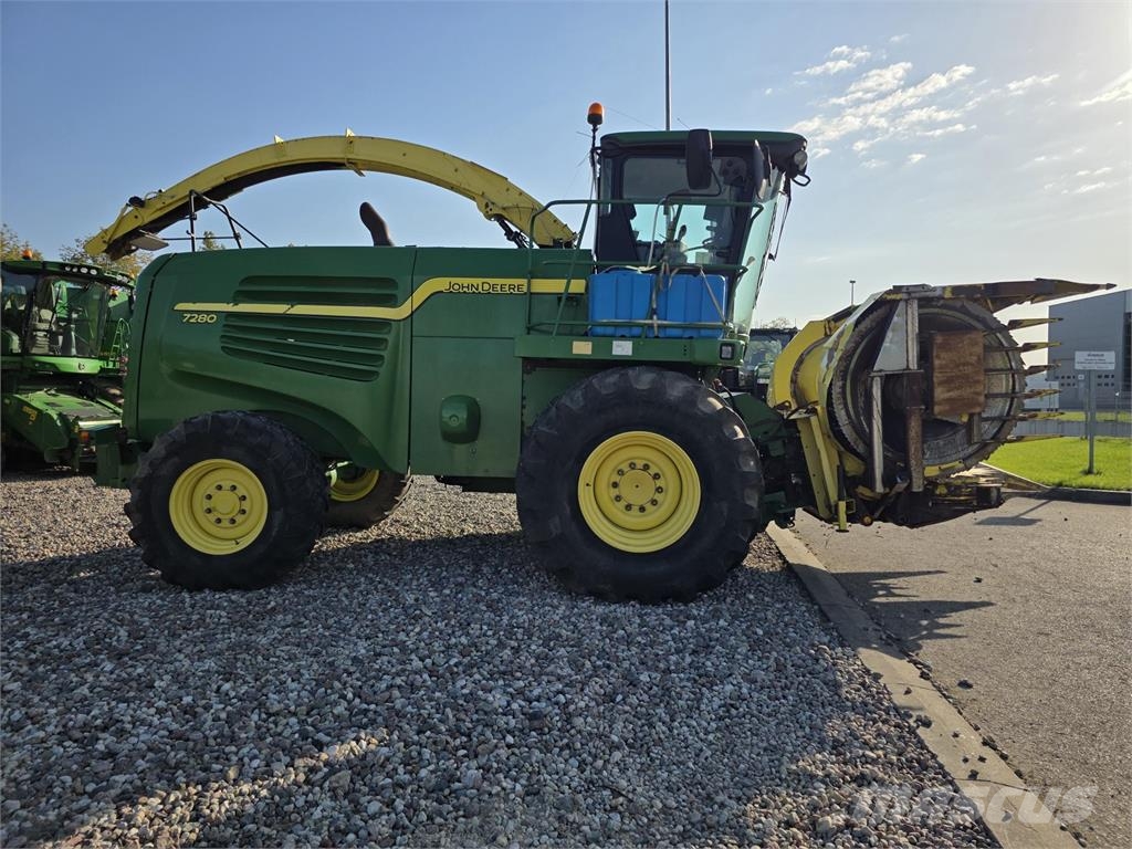 John Deere 7280 علافات ذاتية الدفع