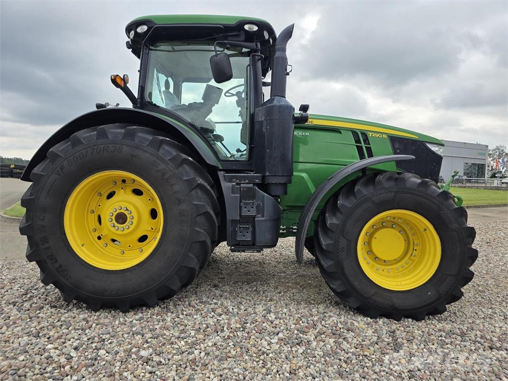 John Deere 7290R Traktori