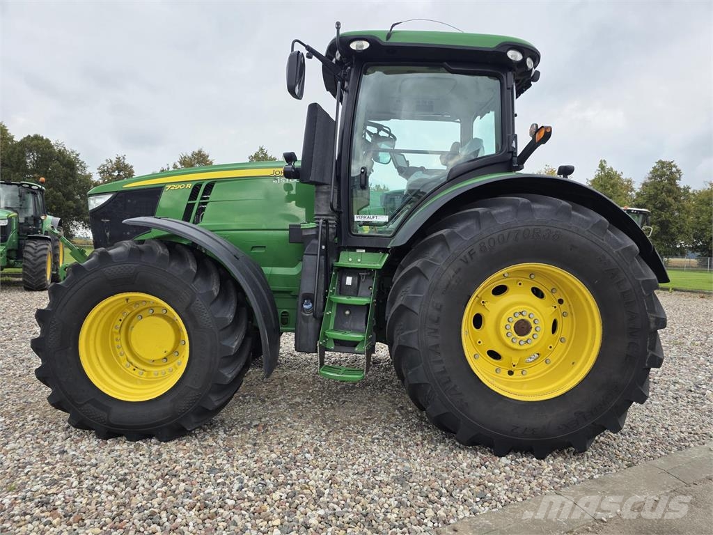 John Deere 7290R Traktori