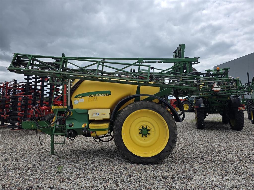 John Deere 740 Pulvérisateurs traînés