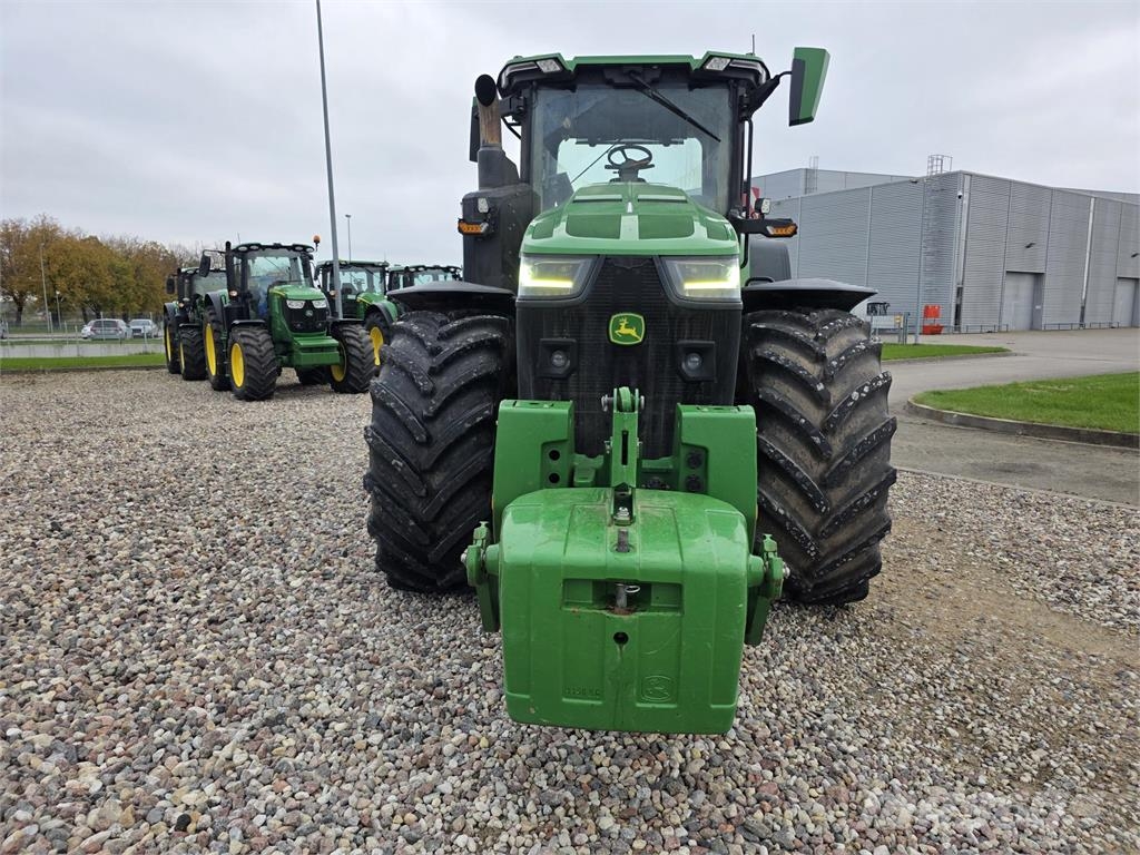 John Deere 8R410 Tractoare