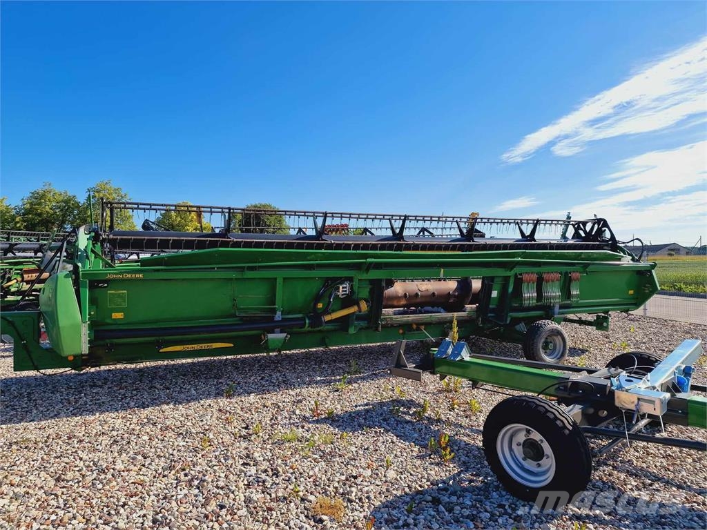 John Deere S680 Traktoren