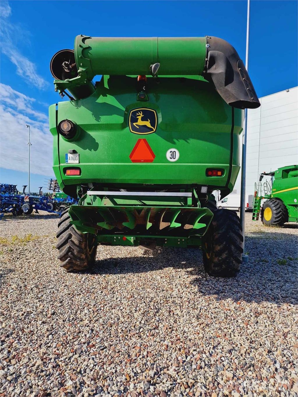 John Deere S680 Traktoren
