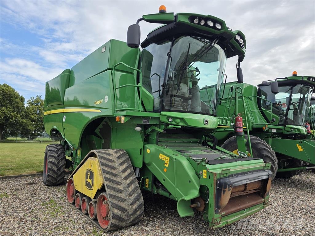 John Deere S680 Mietitrebbiatrici