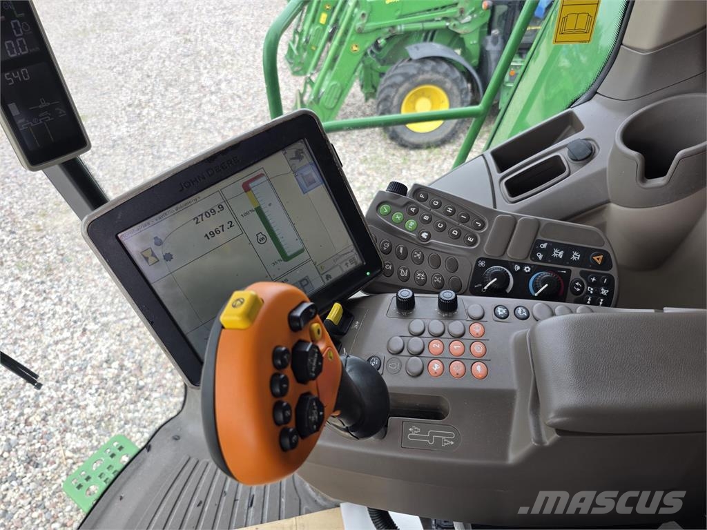 John Deere S680 Mietitrebbiatrici