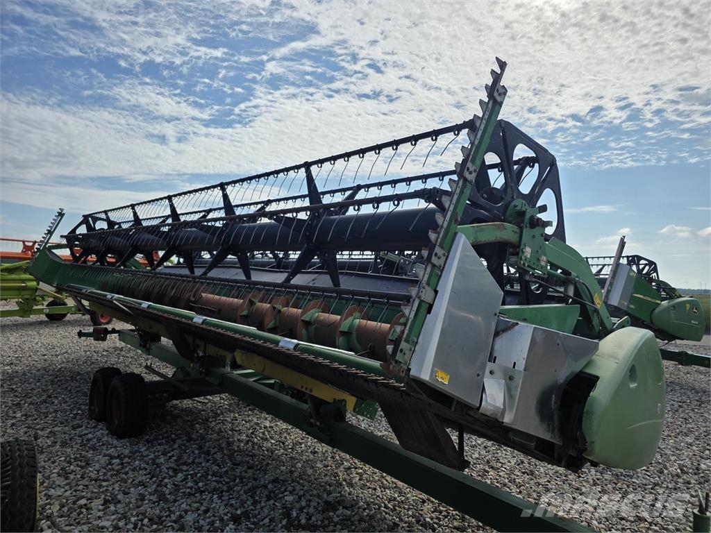 John Deere S680 Mietitrebbiatrici