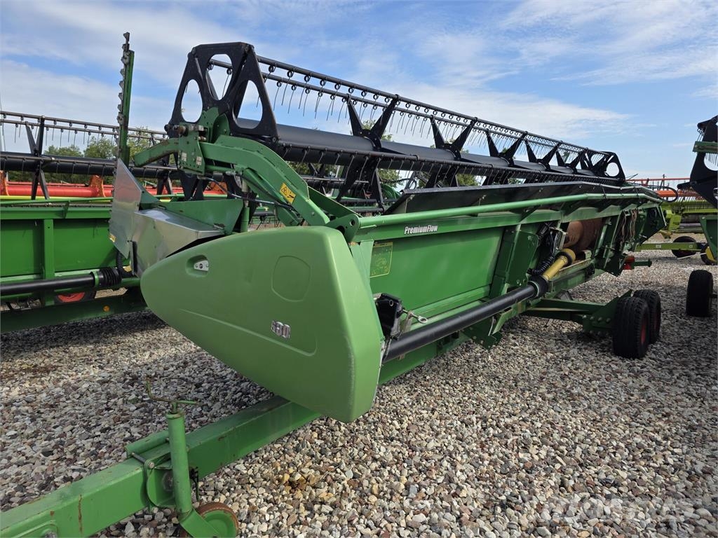 John Deere S680 Mietitrebbiatrici