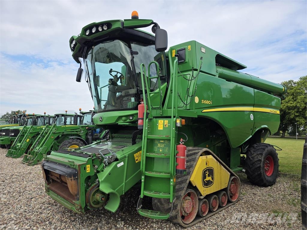 John Deere S680 Mietitrebbiatrici