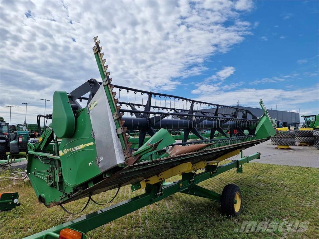 John Deere T660 聯合收穫機