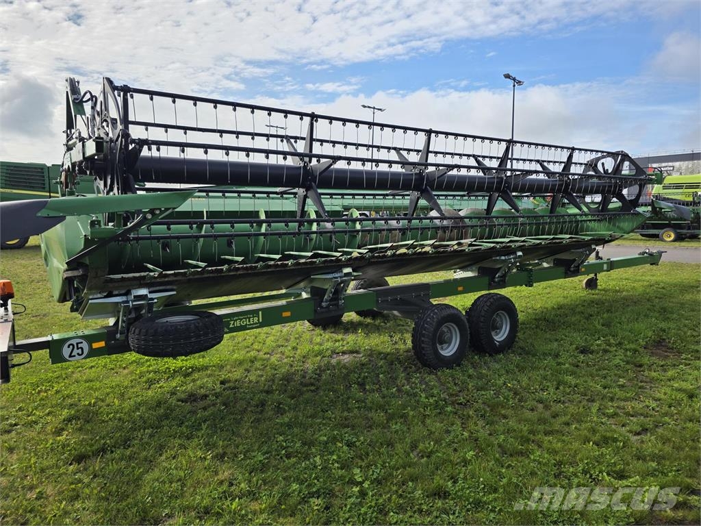 John Deere T660 聯合收穫機