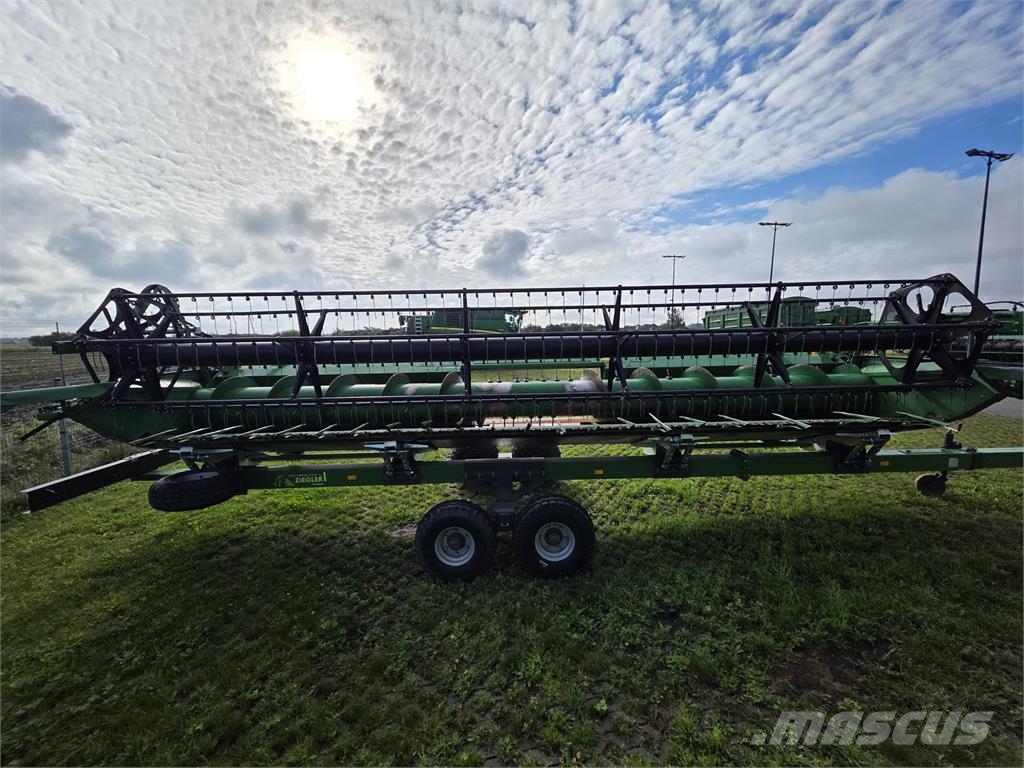 John Deere T660 聯合收穫機